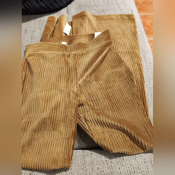 Aerie Groove On High Waisted Velour Flare Pant size Small regular NWT - Picture 2 of 6